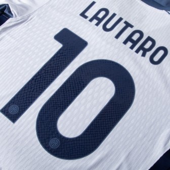 2024-25 INTER OFFICIAL AWAY NAMESET LAUTARO 10